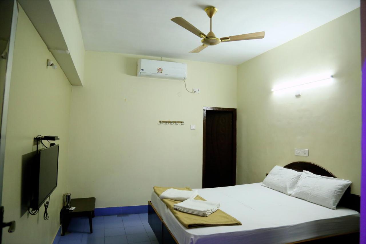 Sri Jawahar'S Residency Hotel ปัลนี ภายนอก รูปภาพ
