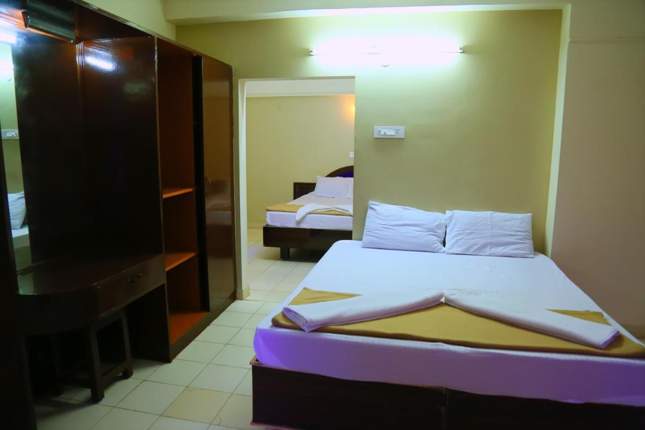 Sri Jawahar'S Residency Hotel ปัลนี ภายนอก รูปภาพ