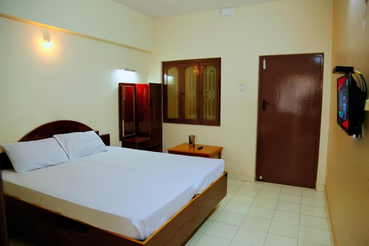Sri Jawahar'S Residency Hotel ปัลนี ภายนอก รูปภาพ
