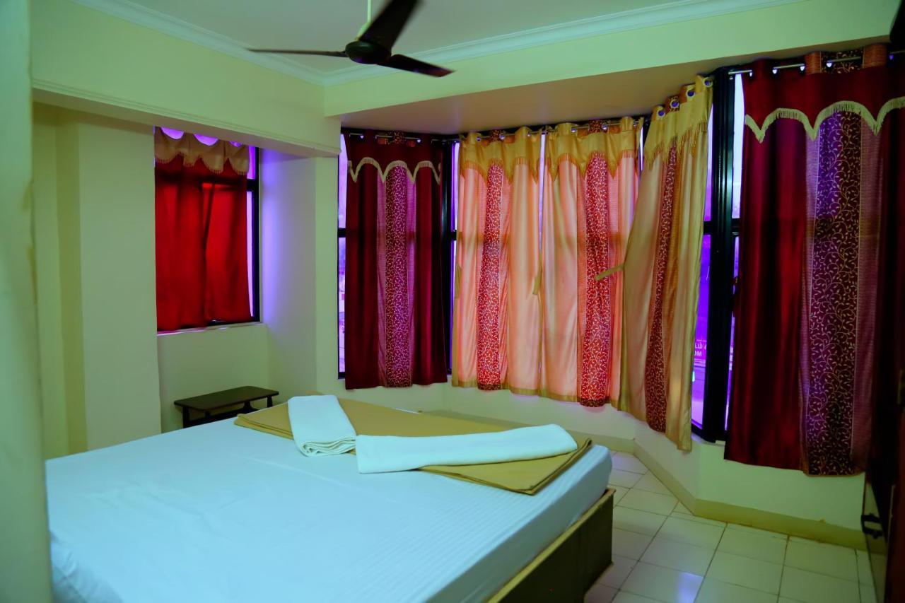 Sri Jawahar'S Residency Hotel ปัลนี ภายนอก รูปภาพ