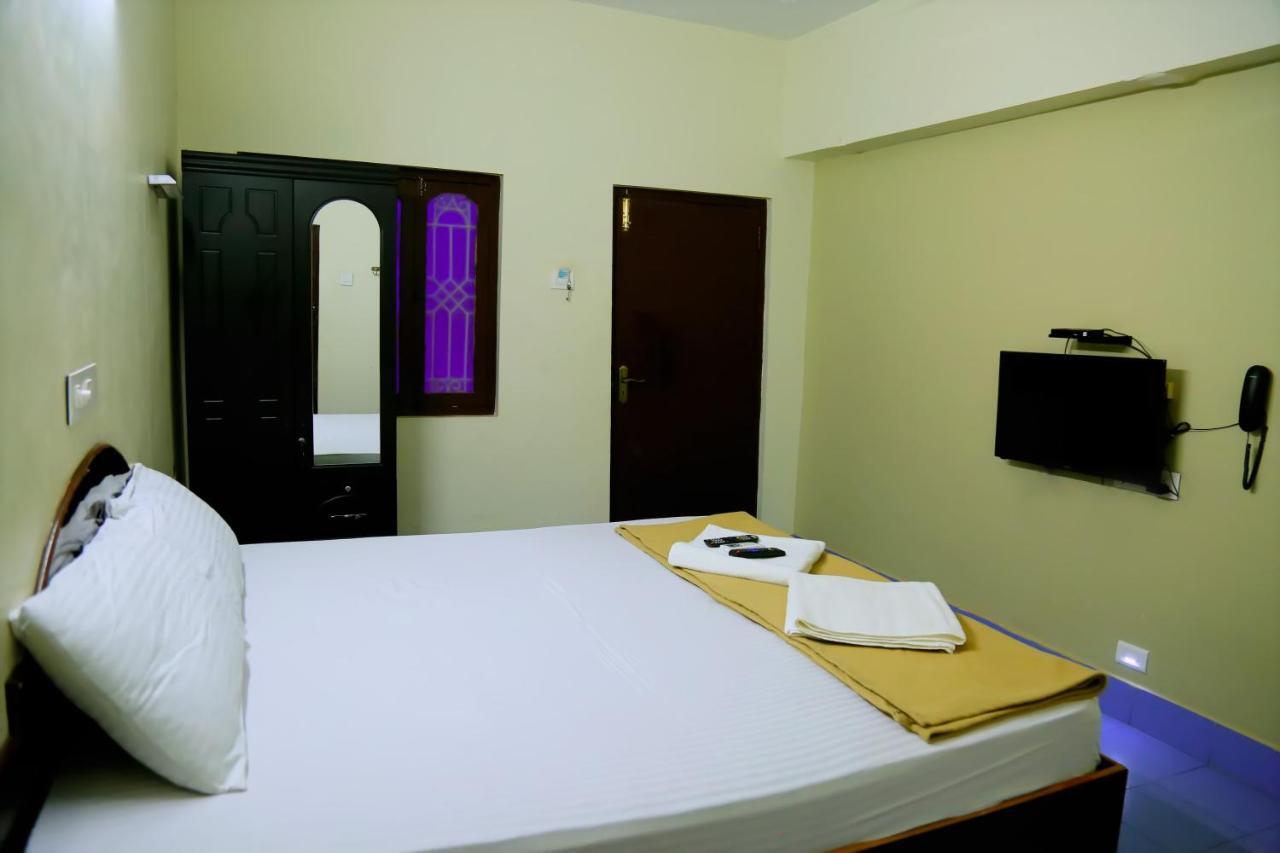 Sri Jawahar'S Residency Hotel ปัลนี ภายนอก รูปภาพ